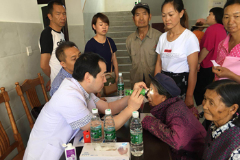 9.会理县树堡乡卫生院义诊现场.jpg