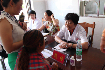 8.会理县树堡乡卫生院义诊现场.jpg